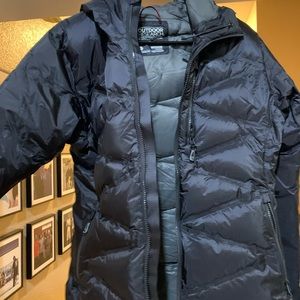 Womens jacket. Puffy. Medium